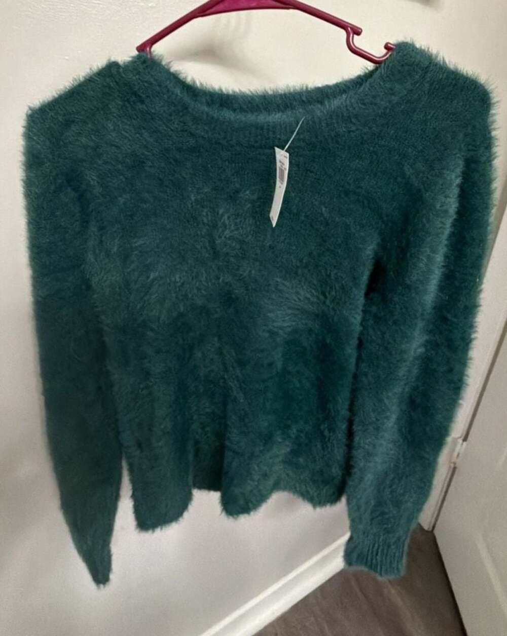 Old Navy Womens M Fuzzy Plush Sweater NWT Long Sleeve Soft Cozy Forest Green